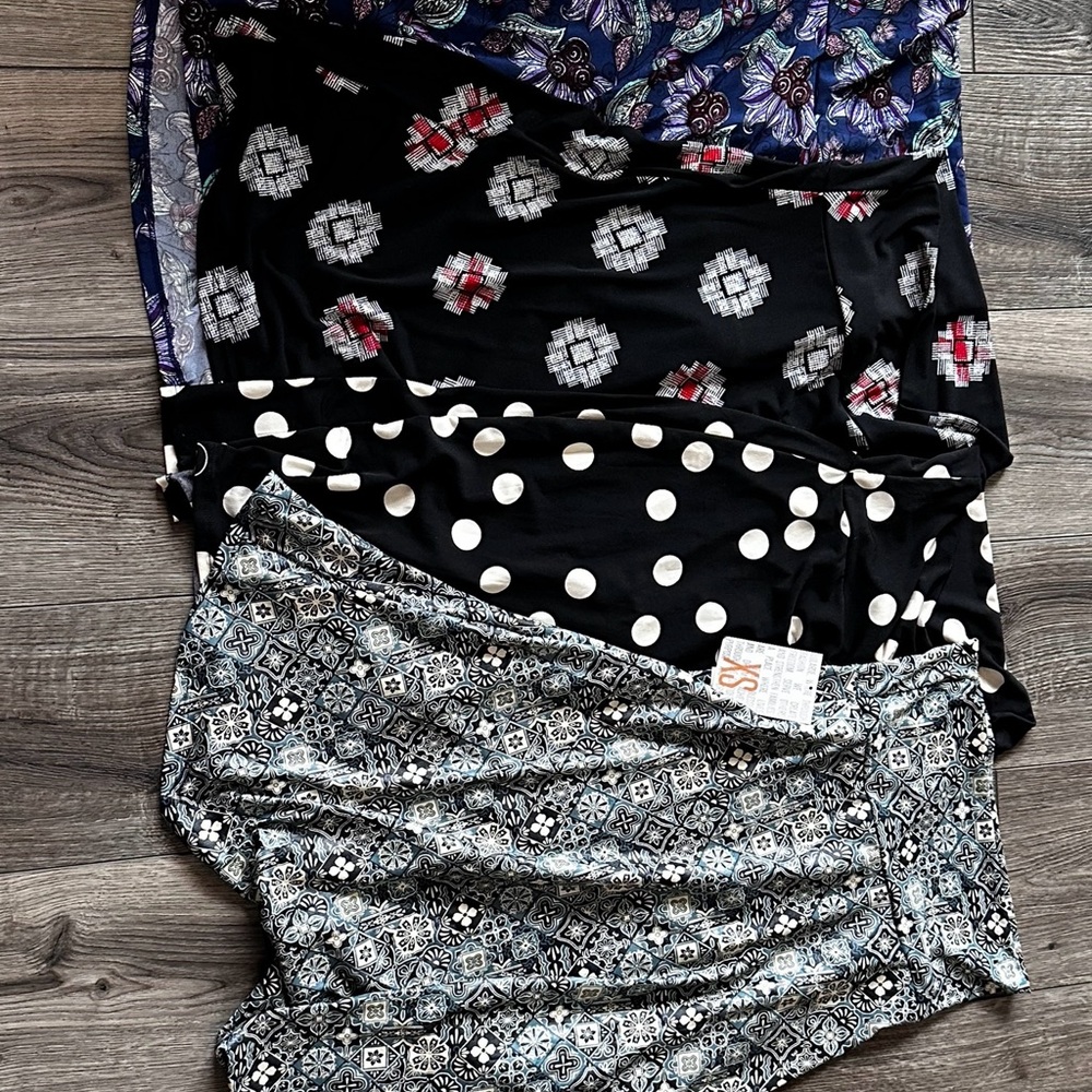 LuLaRoe super stretchy Azure skirts lot of 4
